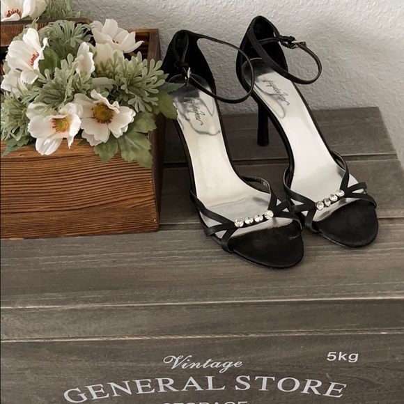 Jacqueline Ferrar Formal Black Heels (7.5M) - Picture 2 of 11